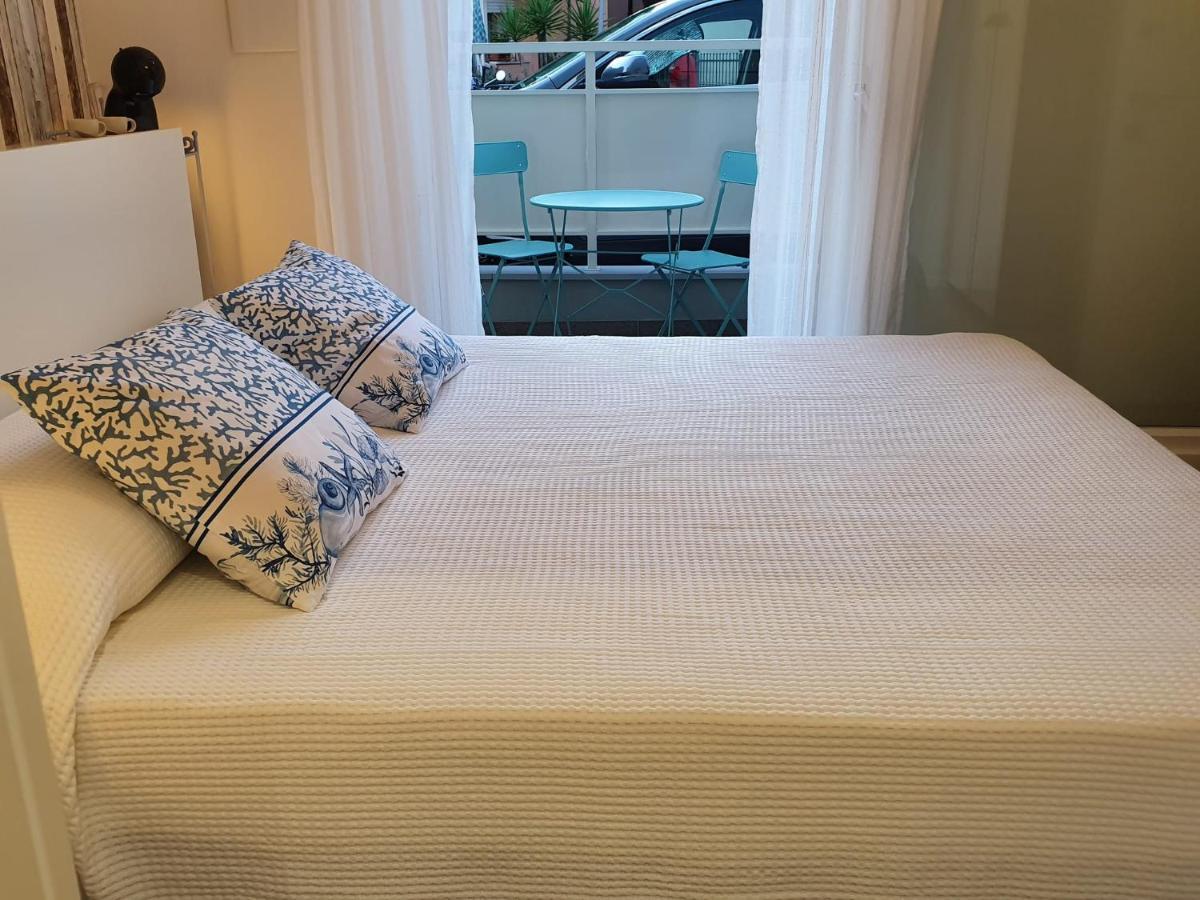 Residenza Azzurra Hotel กัตตอลิกา ภายนอก รูปภาพ