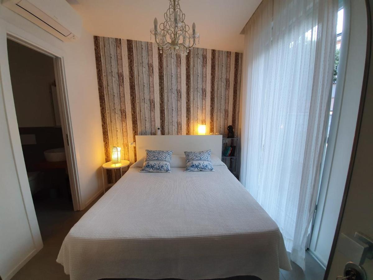 Residenza Azzurra Hotel กัตตอลิกา ภายนอก รูปภาพ