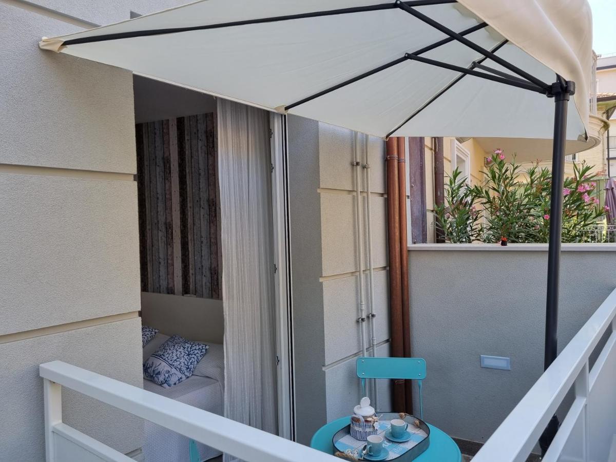 Residenza Azzurra Hotel กัตตอลิกา ภายนอก รูปภาพ